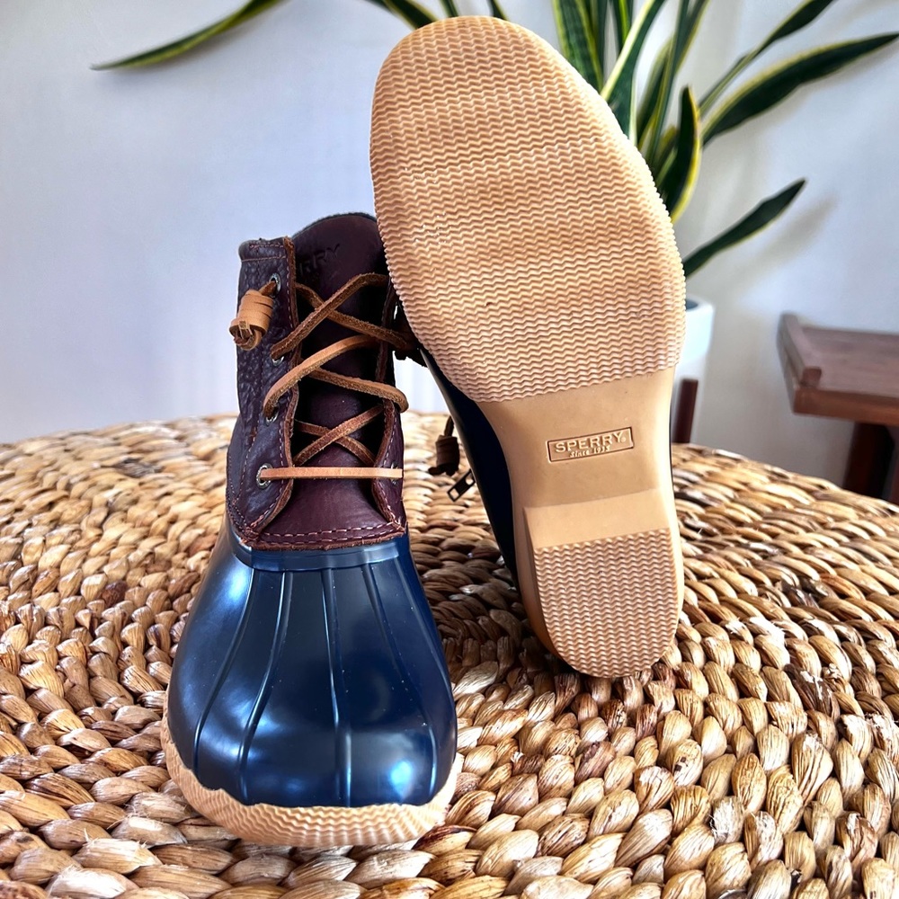 *SOLD* Sperry Saltwater Core Duck Boots